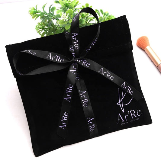 Hot Selling Custom Logo Portable Black Velvet Pouch